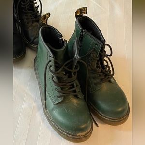 Dr. Martens green air wair with bouncing soles children’s boots size 10 US kids